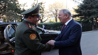 Millî Savunma Bakanı Hulusi Akar, Tacikistan Savunma Bakanı Org. Sherali Mirzo ile Bir Araya Geldi
