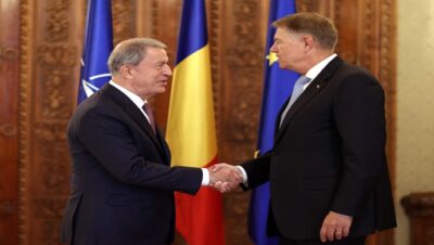 Millî Savunma Bakanı Hulusi Akar, Romanya Cumhurbaşkanı Klaus Werner Iohannis Tarafından Kabul Edildi