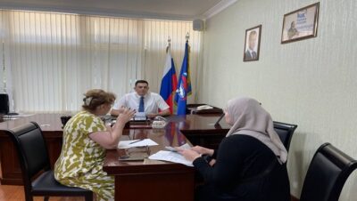 В Дагестане депутат «Единой России» помог приобрести лекарство ребёнку с ОВЗ