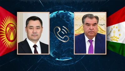 Президент Садыр Жапаров провел телефонный разговор с Президентом Таджикистана Эмомали Рахмоном