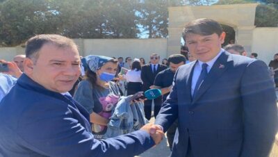 Diaspora Bakanı Fuad Muradov rehberliyinde II Fahri Hıyabanda Azerbaycan Şehitliyi ziyareti – ÖZEL