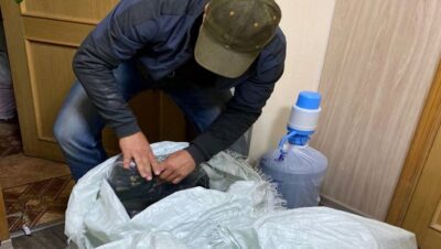 Спальные мешки, продукты и обмундирование: «Единая Россия» продолжает сбор вещей для военных, участвующих в СВО