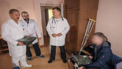 «Единая Россия» передала одежду для пациентов военного госпиталя в Балашихе