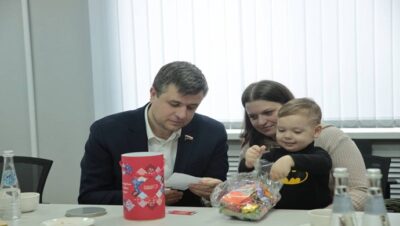 В Московской области «Единая Россия» поздравила с Новым годом детей мобилизованных