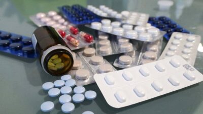 «Единая Россия»: Правительство утвердило критерии включения рецептурных лекарств в перечень для дистанционной продажи