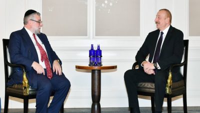 İlham Əliyev Münxendə Avropa Ravvinləri Konfransının prezidenti ilə görüşüb