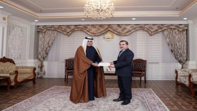 Presenting copy of Credentials by the Ambassador of the State of Qatar to Tajikistan