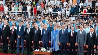 Cumhurbaşkanı Tatar, LAÜ mezuniyet töreninde konuştu