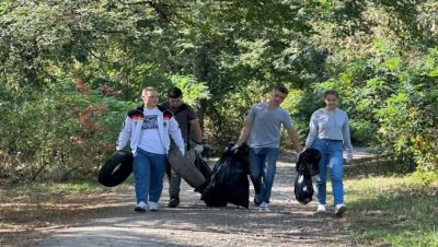 “Temiz Ülke” parti projesi Krasnodar’da bir temizlik günü düzenledi