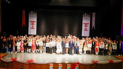 Cumhurbaşkanı Ersin Tatar, 26. Cumhuriyet Halk Dansları Şöleni’ni izledi