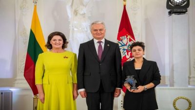 Litva Prezidenti diaspor təşkilatının rəhbərinə “Litvanın Gücü” mükafatını təqdim edib