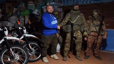Birleşik Rusya Genç Muhafızları ve Moskova Bölgesi Motor Sporları Federasyonu, SVO katılımcılarına motosiklet bağışladı