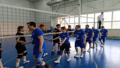 В Сургуте «Единая Россия» провела финал регионального чемпионата по волейболу среди представителей партии